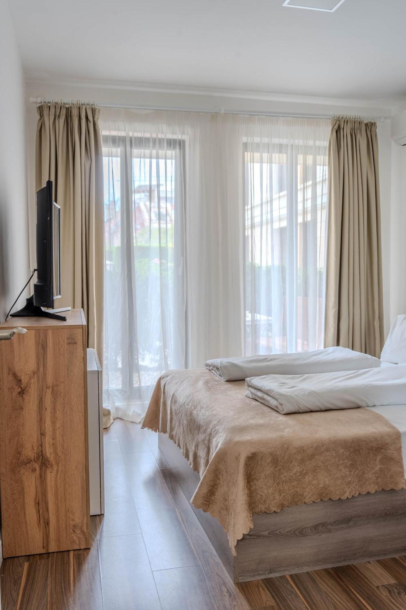 Apartment In Evargreen Complex With Terrace Varna Dış mekan fotoğraf